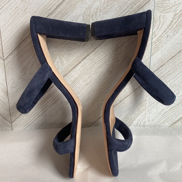 EUC Veronica Beard Gauley sandals block heels blue suede eclipse 8.5 - Picture 6 of 10